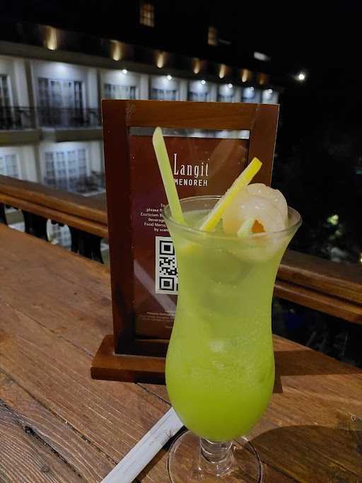 Langit Menoreh Bar & Lounge 4