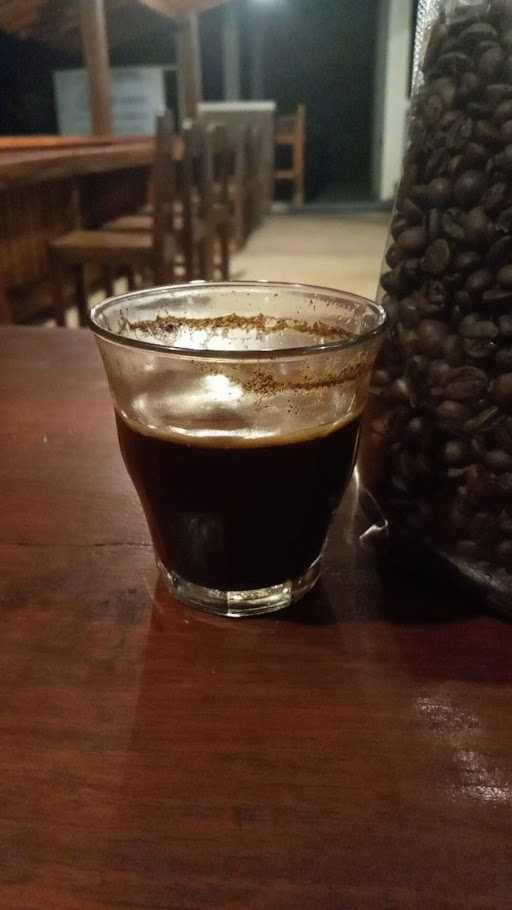 Kopi Borobudur & Roastery 5