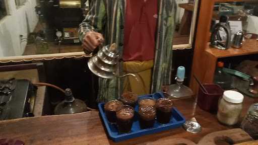 Kopi Borobudur & Roastery 8