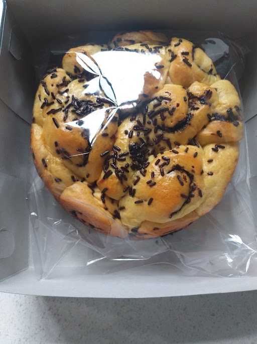 Bapak-Ibu Bakery 4