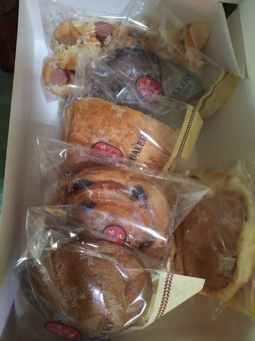 Holland Bakery 7