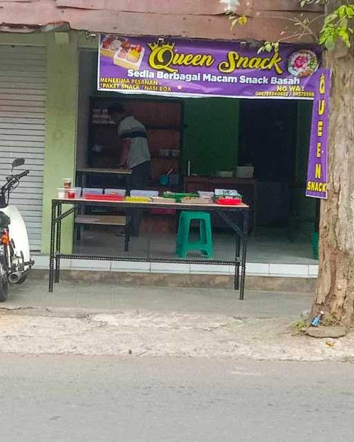 Queen Snack Sunggingan 2