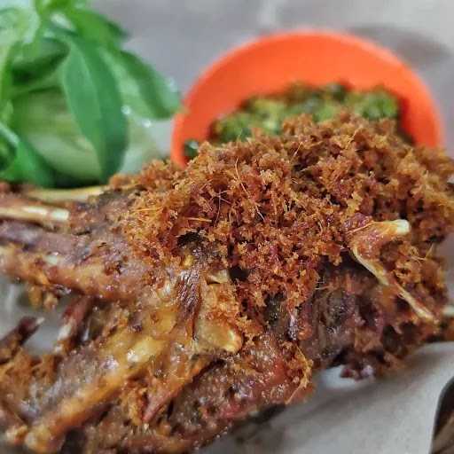 Ayam & Bebek Goreng Laos Bu Tio 8