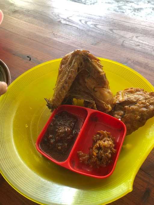 Ayam&Bebek Goreng Tombo Ati 9