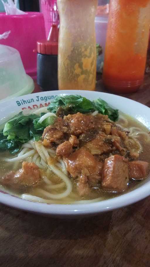 Bakso & Mie Ayam Pak Kumis Sunggingan 8