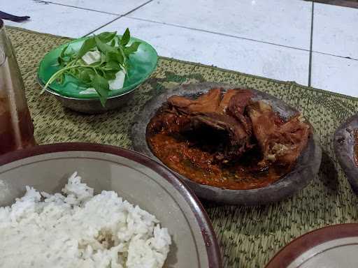 Lamongan Pak Ju Sea Food 3