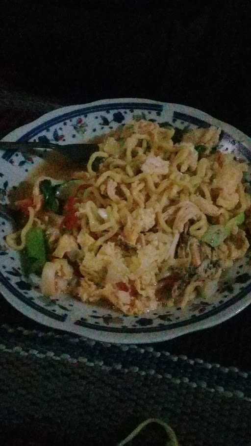 Nasi Goreng Bakmi Kwetiau Sejati 1