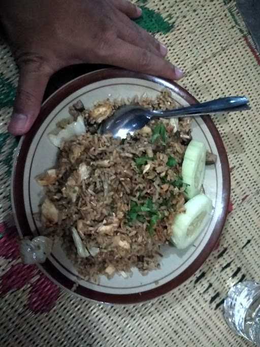 Nasi Goreng Pak Slamet 9