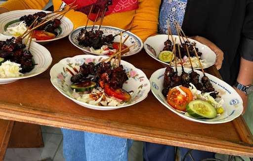 Sate Kambing Pak Di, Sunggingan 2