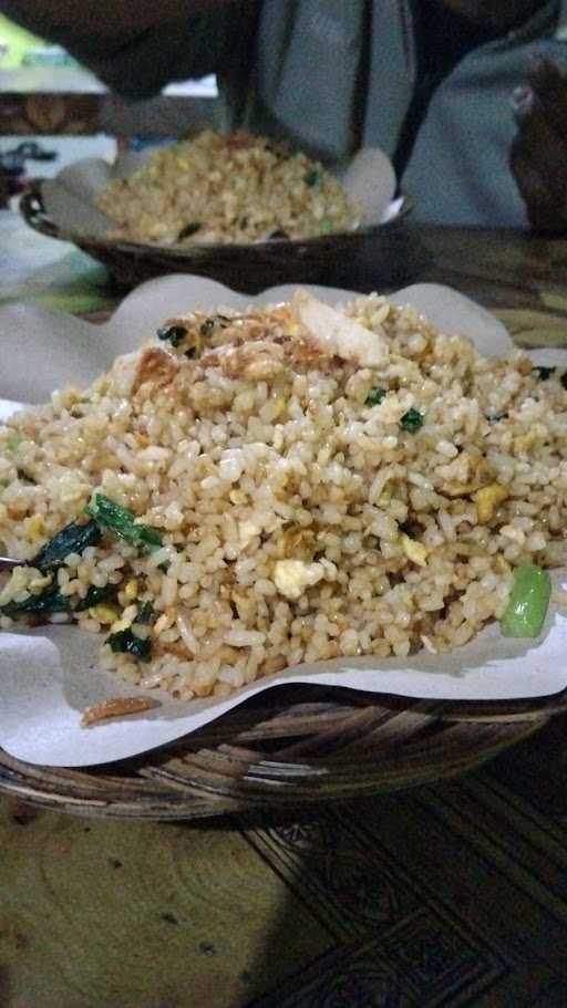 Warung Nasi Goreng Bacok 1