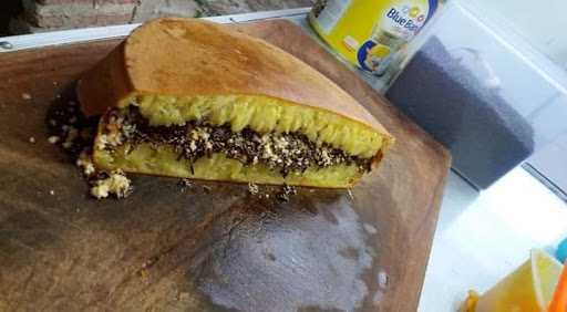 Martabak Manis 7