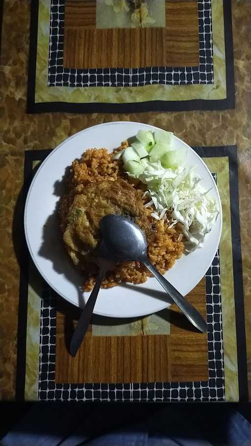 Warung Nasgor Dan Kwetiaw Kali Waridin 1