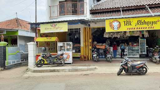 Qiana Pastry Brebes 10