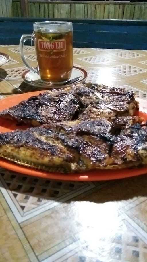 Ikan Bakar 99 Kaligangsa 2