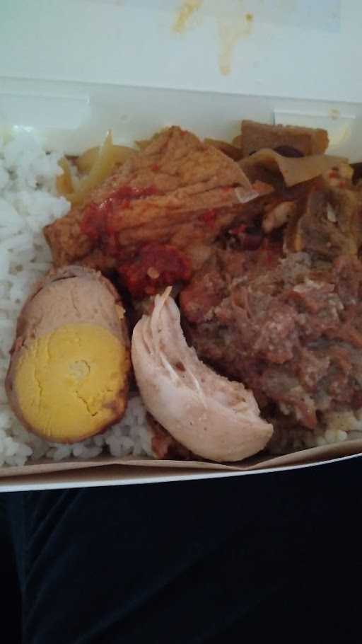 Mbok Tuku Nasi Gudeg Jogja 1