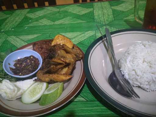 Rumah Makan Ibu Oga Brebes 4