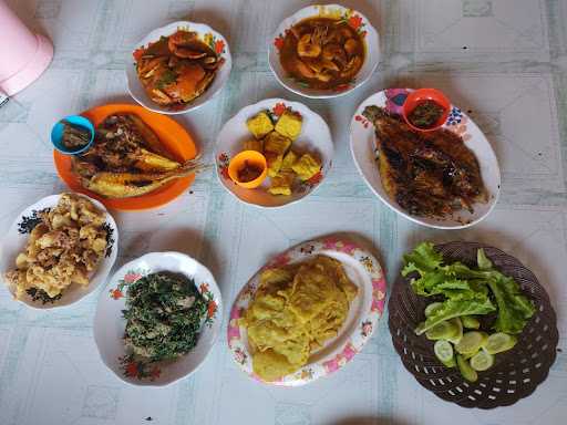 Rumah Makan Mangrove Sari 4