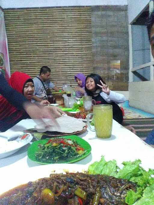 Rumah Makan WijayaIkan Bakar 8