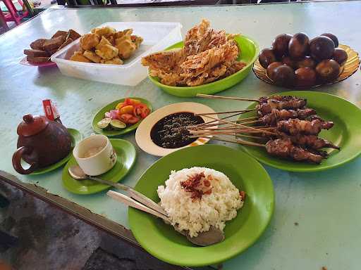 Sate Kambing Muda H. Suharjo 9