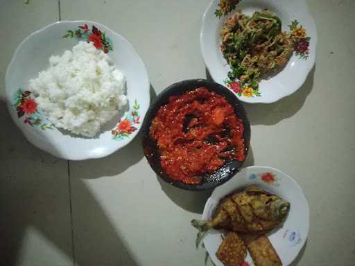 Warung Makan Ibu Mur 3