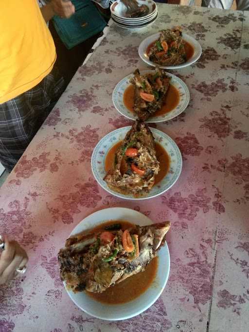 Warung Makan Kapal Burak 2