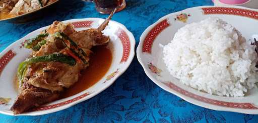 Warung Makan Kapal Burak 1