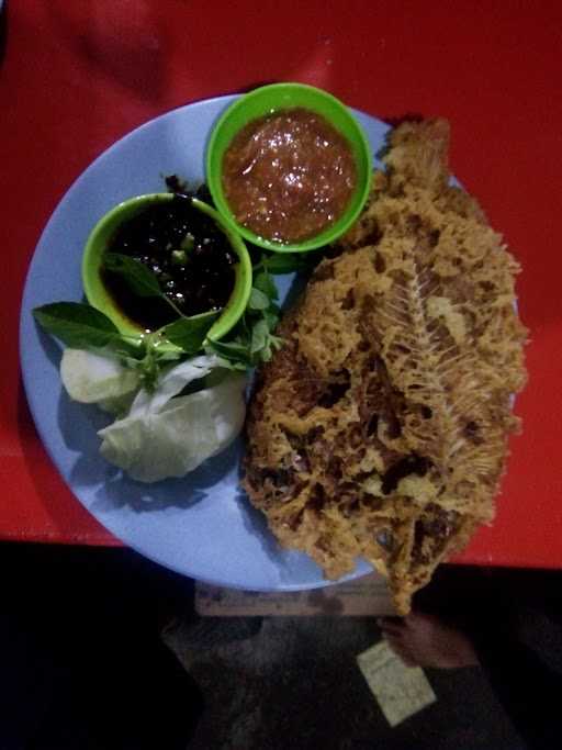 Warung Makan Mak Comblang 9