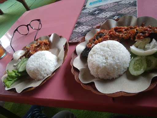 Warung Makan Mak Comblang 7