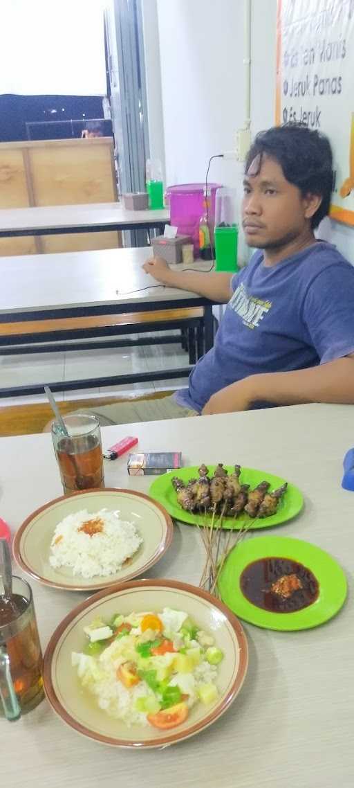 Warung Sate Cempe Ibu Ida 6