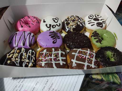 Donat Madu 10