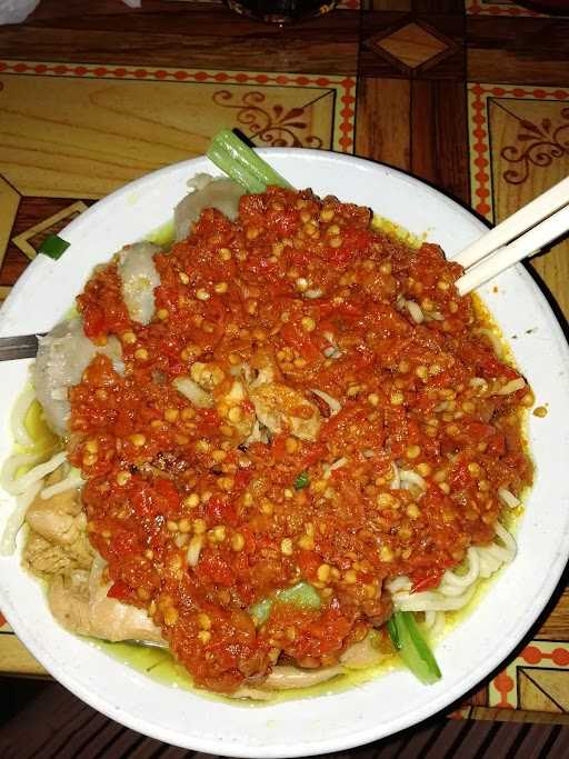 Bakso & Mie Ayam Danasri 9