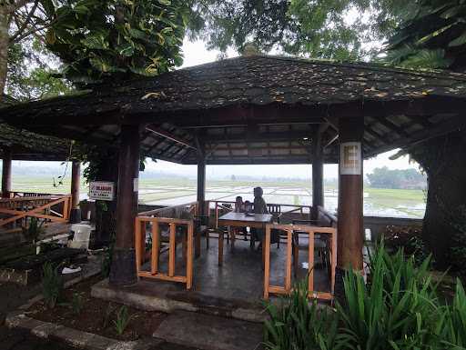 Saung Spbu Jatiroto 7