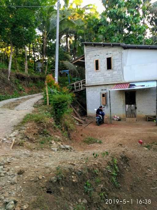 Warung Kopi Nini Surip Jladri 1