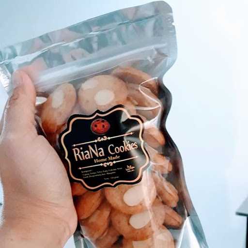 Rianaqu Cookies Khas Surabaya 3