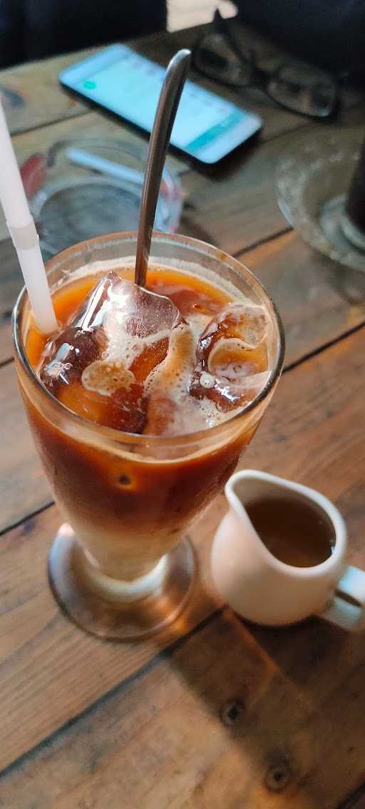 Warung Coffe Koblen 1