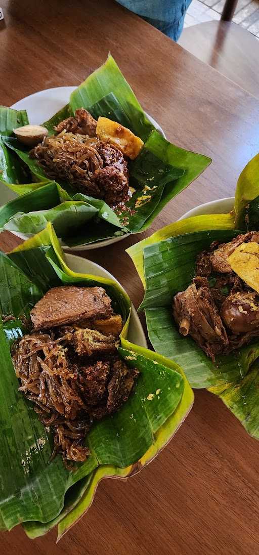 Depot Nasi Campur Pojok Tambak Bayan 9