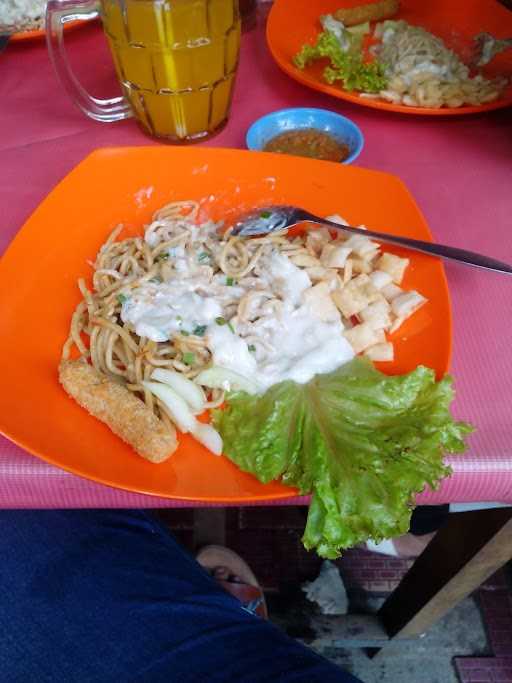 Mie Setan & Ayam Geprek Ojo Dumeh 1