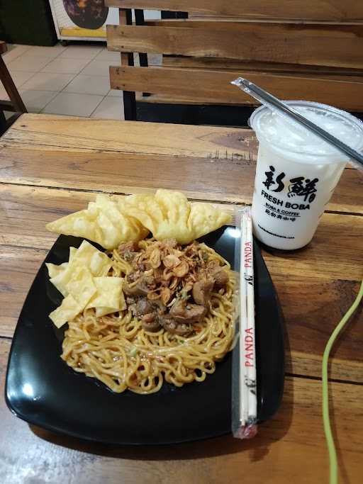 Mie Station 2