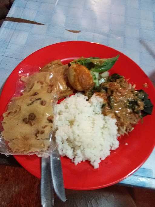 Nasi Pecel & Rawon Mbak Yuni 4