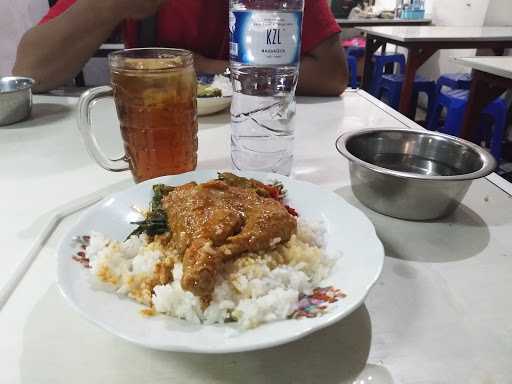 Warung Nasi Padang Goyang Lidah 4