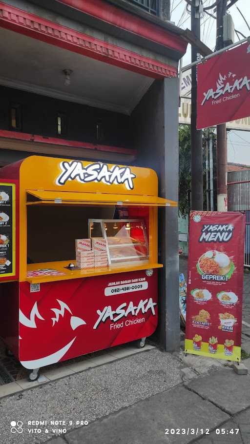 Yasaka Fried Chicken Gundih Surabaya 4