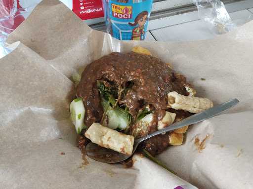 Warung Rujak Bu Dilem 4