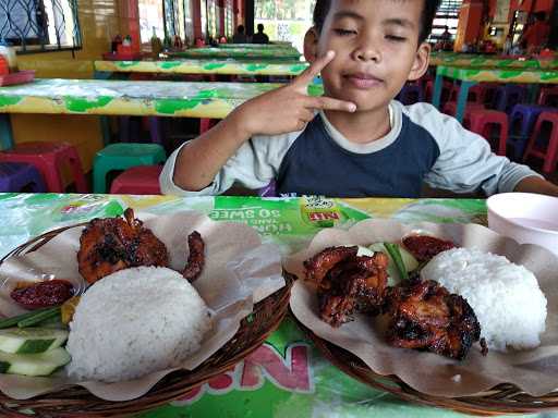 Bakso Ayam Bakar Jalan Pramuka 9