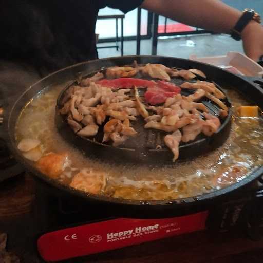 Hungry Hotpot & Grill 5