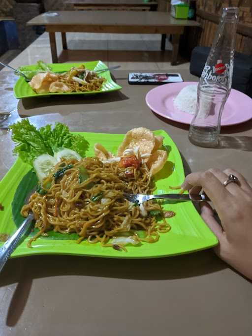 Bubur Ayam Depan Pim 7