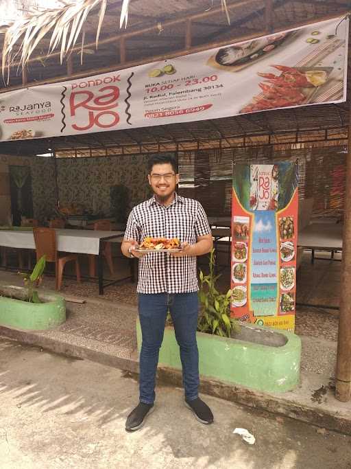 Pondok Rajo Seafood 5