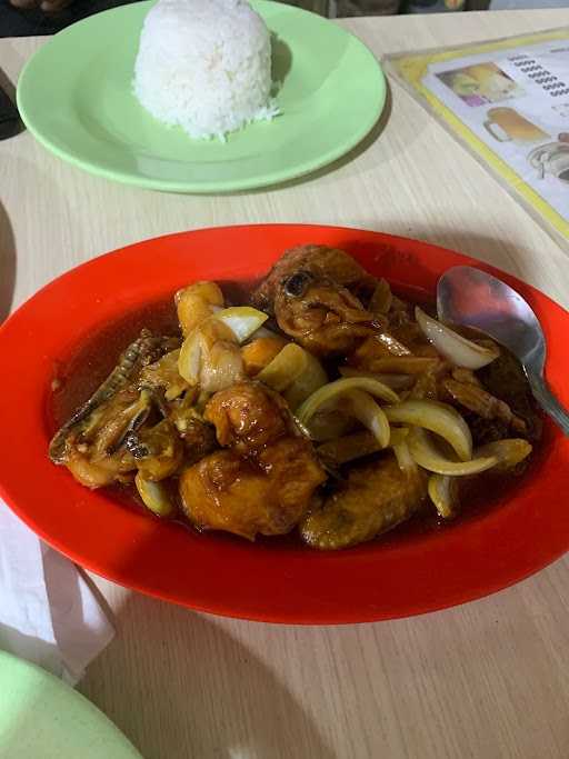 Waroeng Seafood 999 7