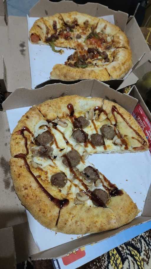 Domino'S Pizza 3