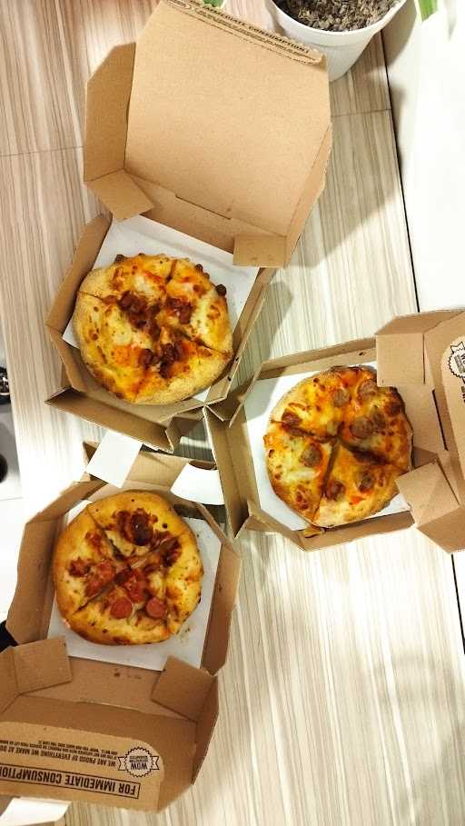 Domino'S Pizza 7