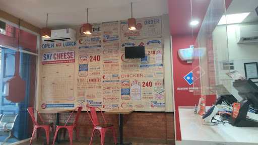 Domino'S Pizza 10